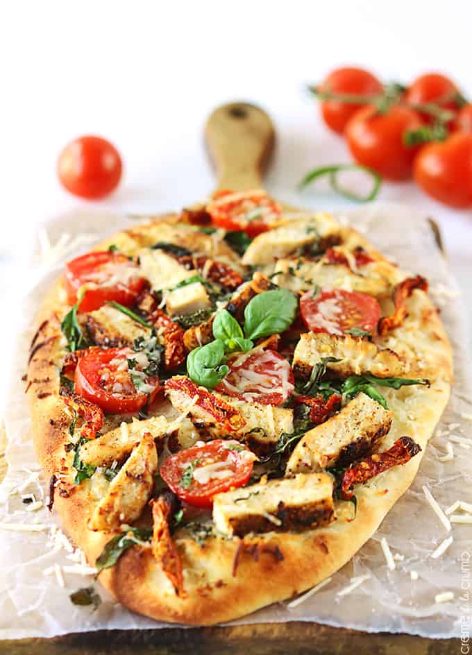 Chicken Florentine Flat Bread Pizza | Creme De La Crumb