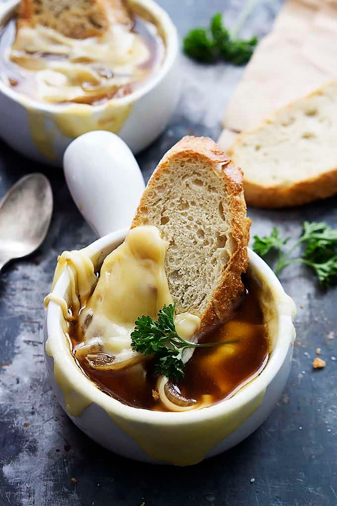 Slow Cooker French Onion Soup | Creme De La Crumb