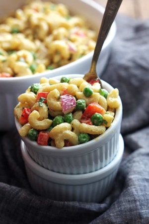 Honey Dijon Macaroni Salad - Creme De La Crumb