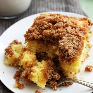 Cake Mix Sour Cream Coffee Cake - Creme De La Crumb