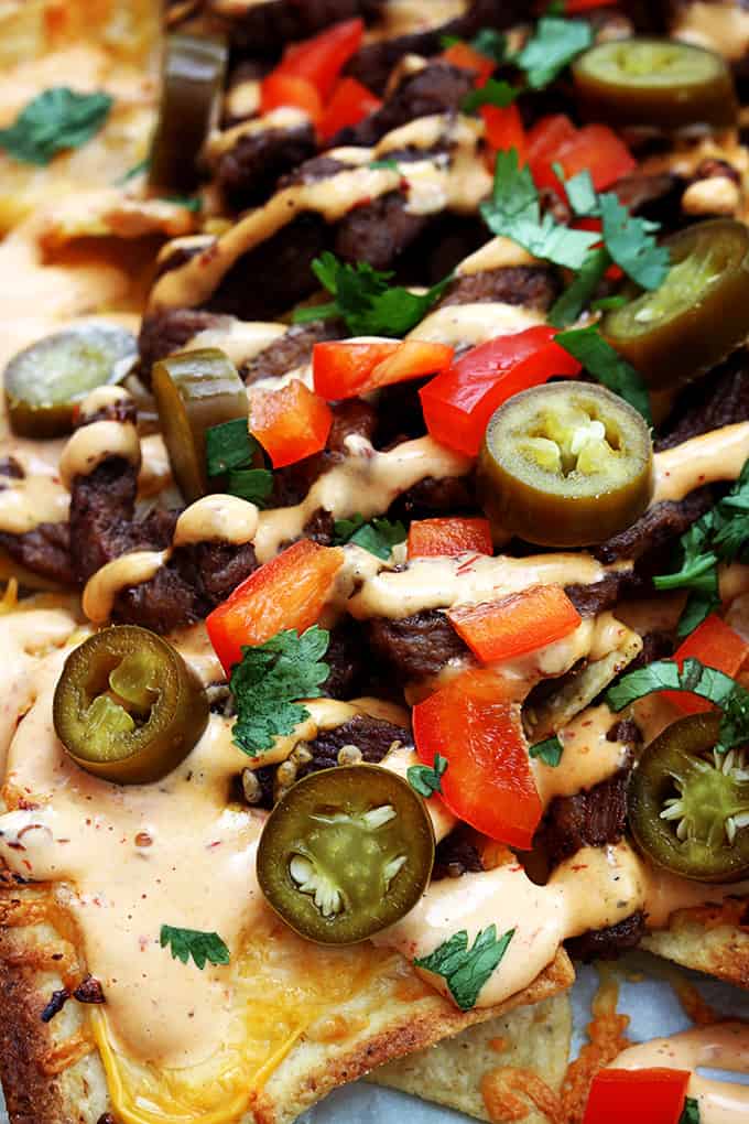 Southwest Steak n' Ranch Nachos | Creme De La Crumb