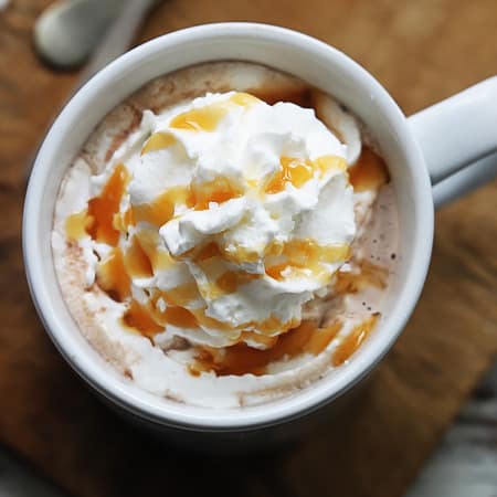 slowcooker Gezouten Caramel Hot Chocolate