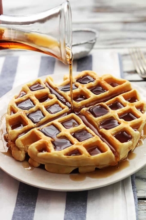 4-Ingredient Dutch Cream Waffles - Creme De La Crumb