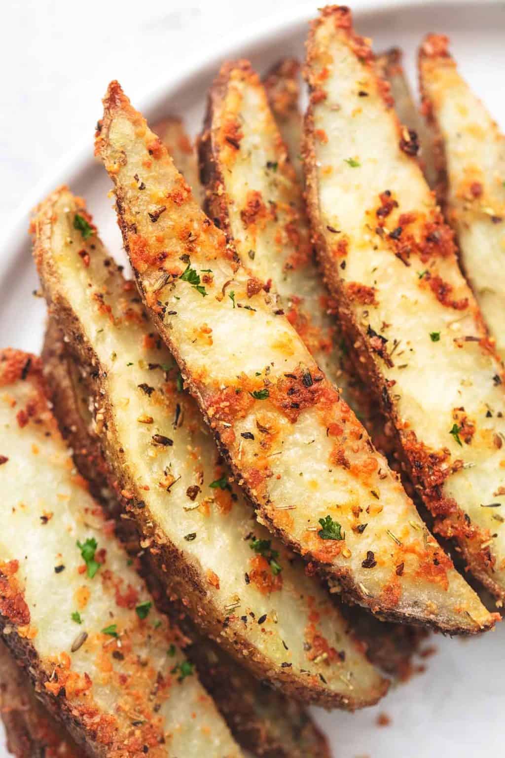 Baked Garlic Parmesan Potato Wedges Creme De La Crumb