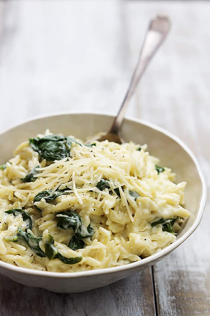 Cheesy Garlic Parmesan Spinach Orzo Creme De La Crumb