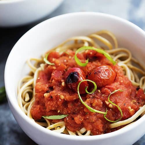 https://www.lecremedelacrumb.com/wp-content/uploads/2015/07/pasta-roasted-tomato-sauce-8-500x500.jpg