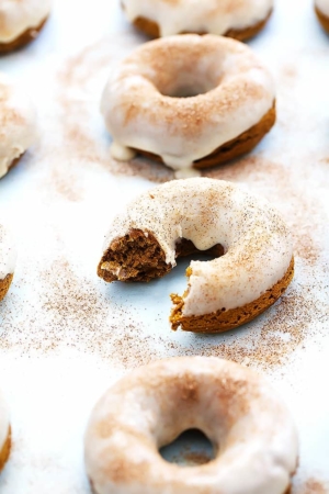 3 Ingredient Baked Pumpkin Donuts - Creme De La Crumb