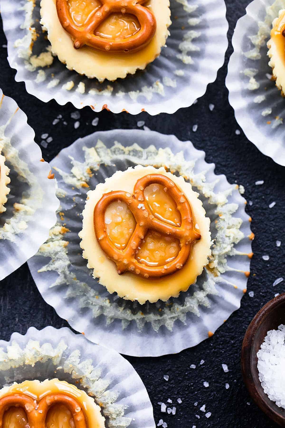 https://www.lecremedelacrumb.com/wp-content/uploads/2016/04/mini-salted-caramel-pretzel-cheesecakes-101.jpg