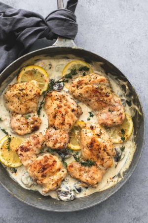 Creamy Lemon Thyme Chicken - Creme De La Crumb