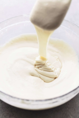 Best Cinnamon Roll Icing - Creme De La Crumb