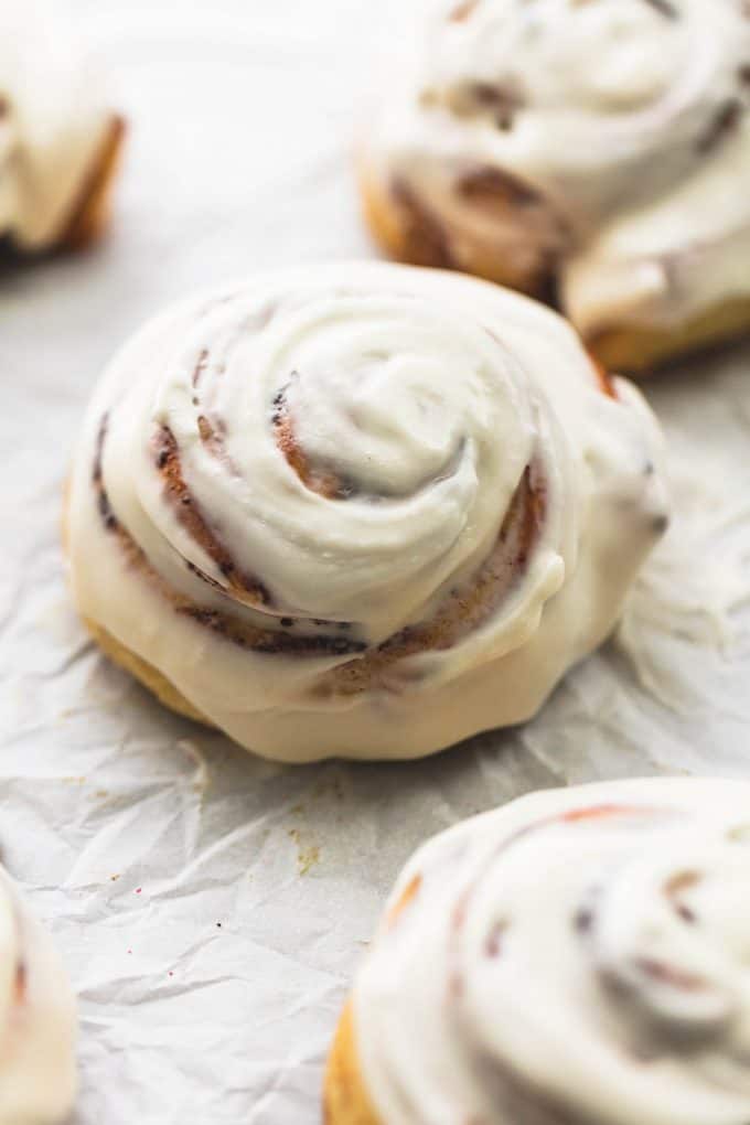 Best Cinnamon Roll Icing - Creme De La Crumb