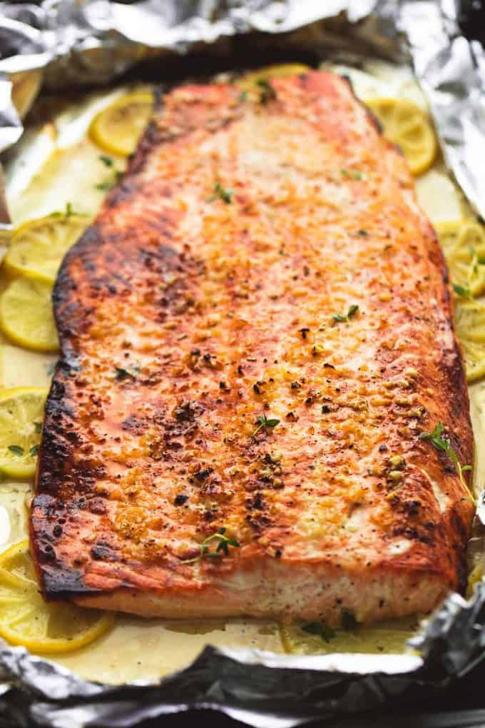 Baked Honey Lemon Garlic Salmon in Foil - Creme De La Crumb