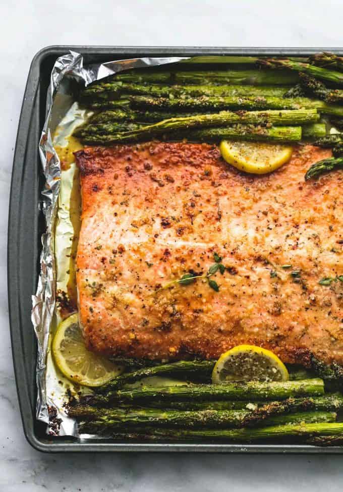 Baked Lemon Parmesan Salmon & Asparagus in Foil - Creme De La Crumb