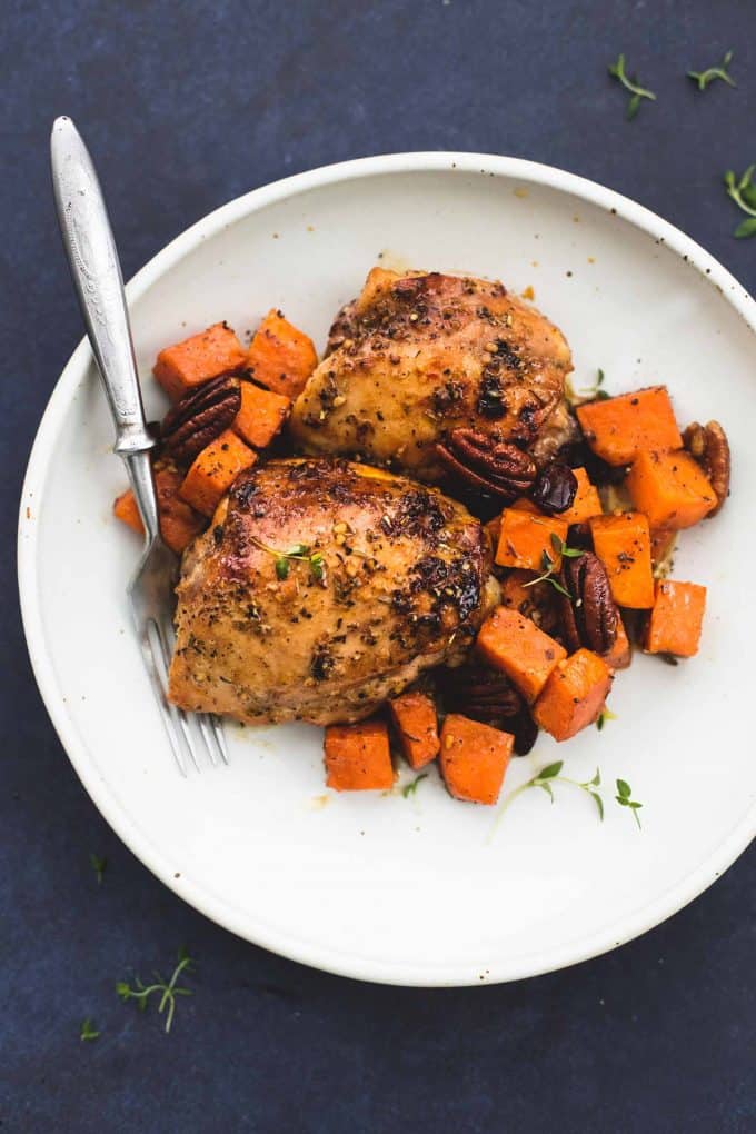 Honey Roasted Chicken and Sweet Potatoes Skillet - Creme De La Crumb