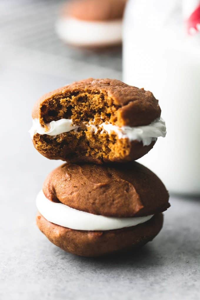 Gingerbread Whoopie Pies - Creme De La Crumb