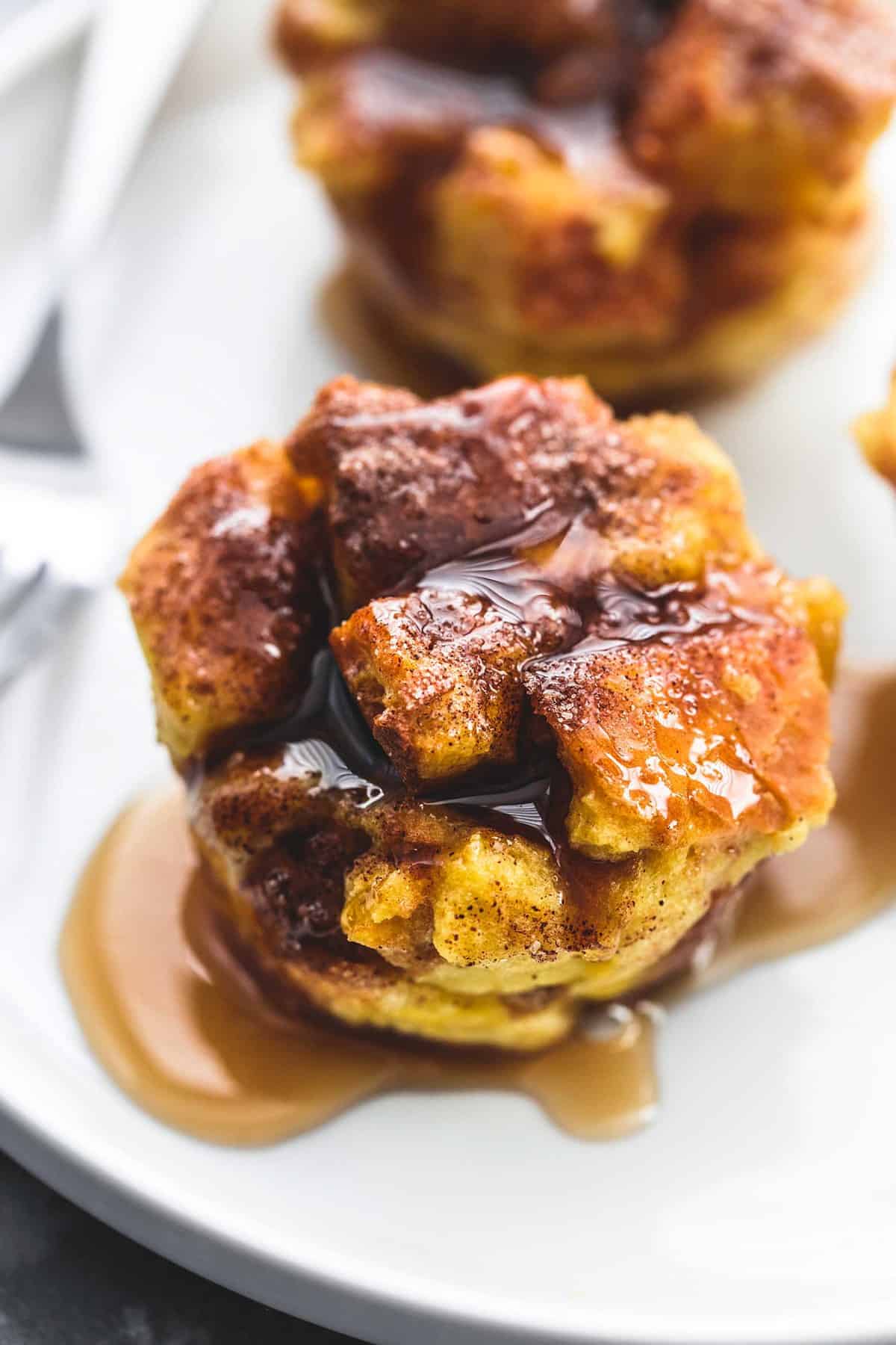 Baked Cinnamon French Toast Muffins | Creme De La Crumb