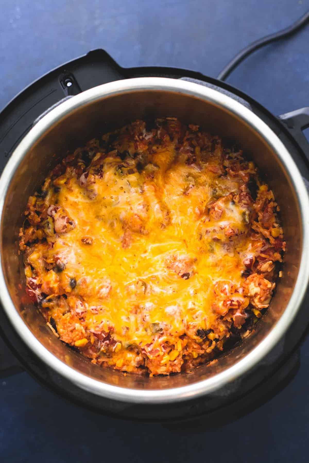 Instant Pot Cheesy Mexican Chicken and Rice | Creme De La Crumb