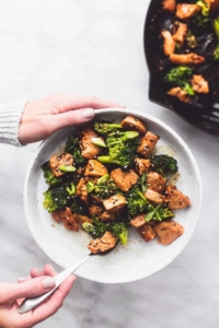 Chicken And Broccoli Stir Fry - Creme De La Crumb