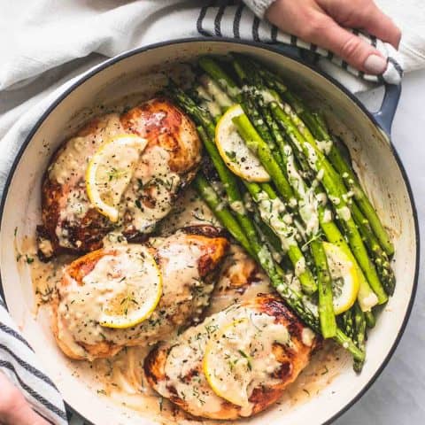 One Pan Creamy Lemon Chicken and Asparagus - Creme De La Crumb