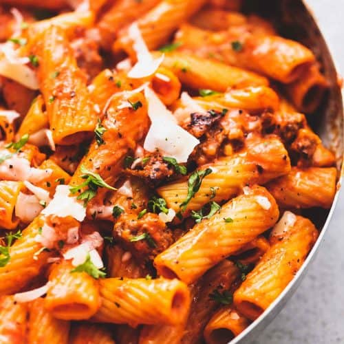 Creamy Red Pepper Pasta - Creme De La Crumb