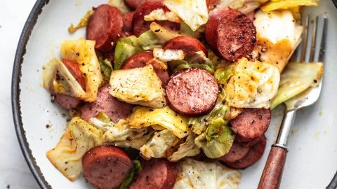 https://www.lecremedelacrumb.com/wp-content/uploads/2019/10/sausage-cabbage-skillet-5smb-3-480x270.jpg