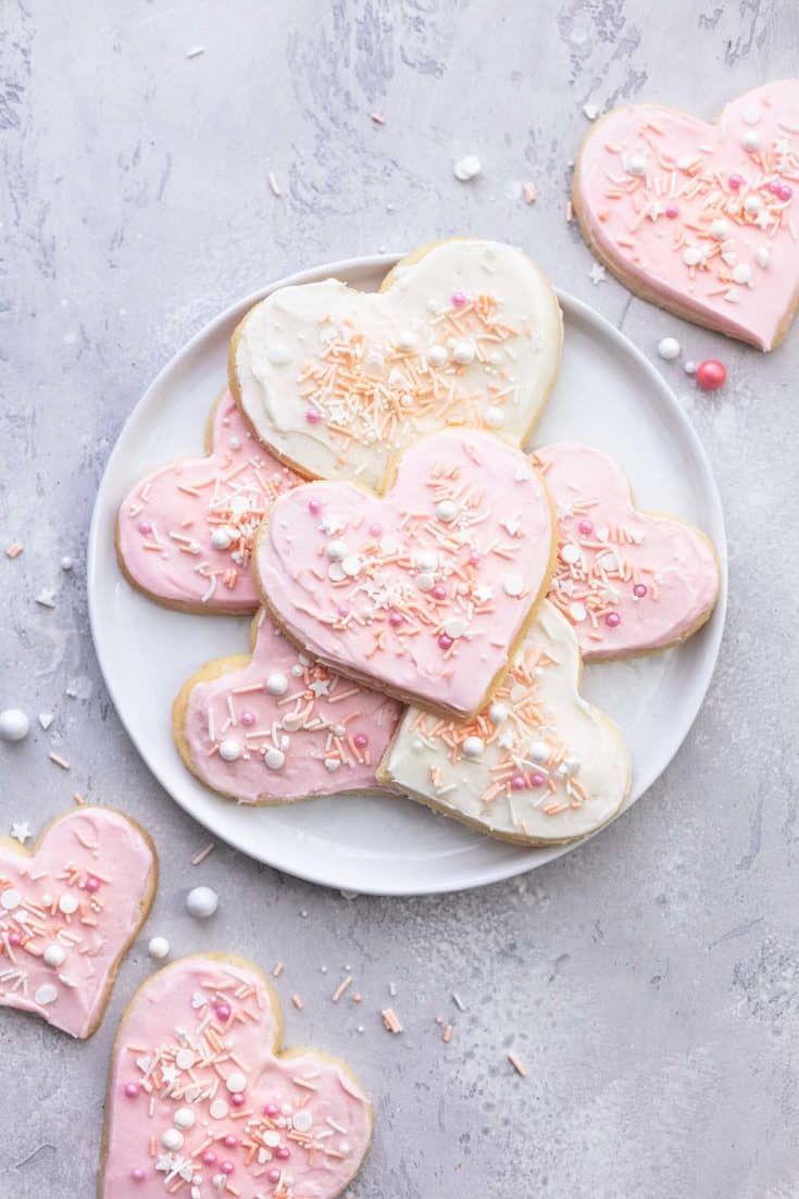 BEST Easy Sugar Cookies - Creme De La Crumb