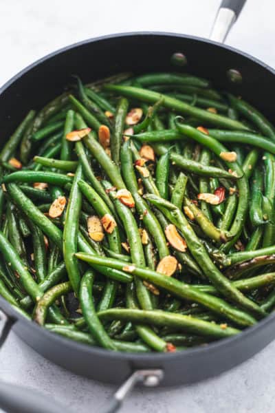 Sauteed Green Beans with Garlic and Almonds - Creme De La Crumb