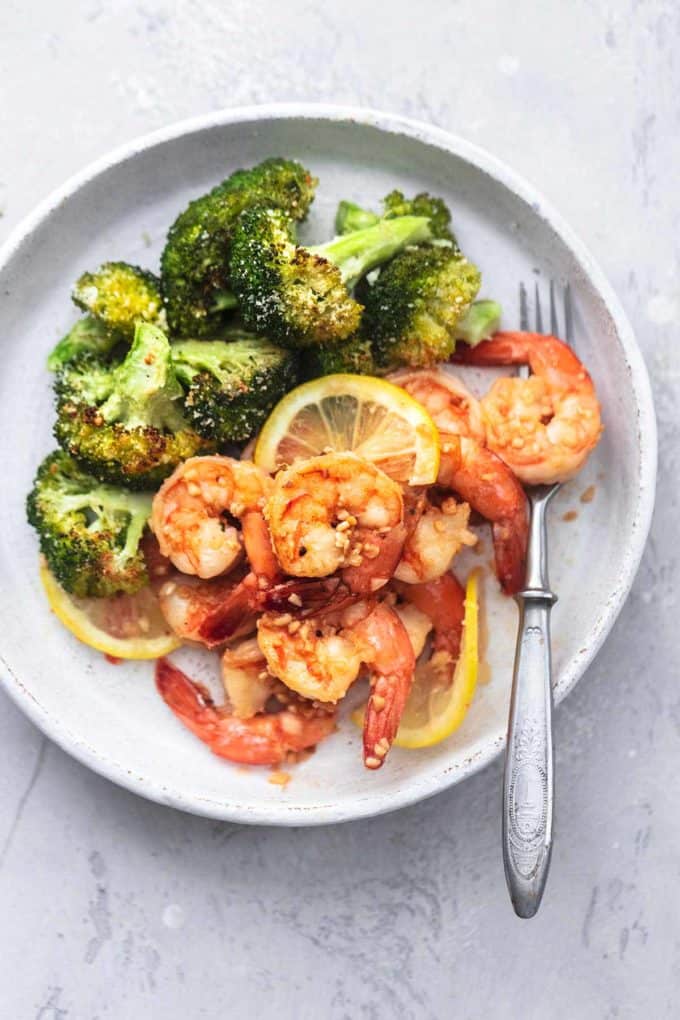 Sheet Pan Shrimp Scampi and Broccoli - Creme De La Crumb