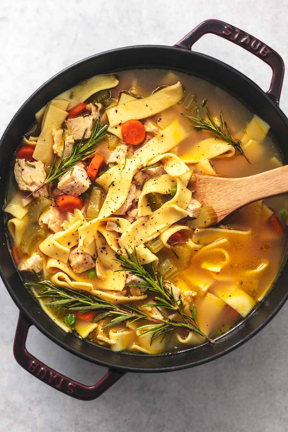 Easy Chicken Noodle Soup (Best Quick Recipe) - Fifteen Spatulas