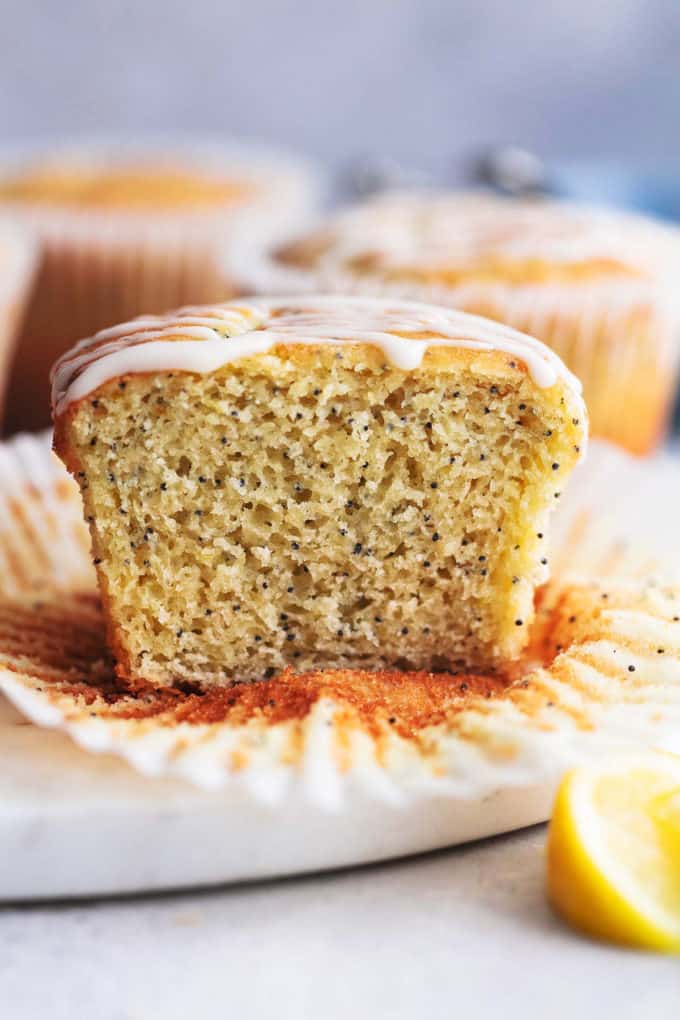 Lemon Poppy Seed Muffins - Creme De La Crumb