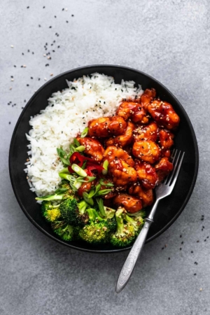 Easy Sesame Chicken Recipe - Creme De La Crumb