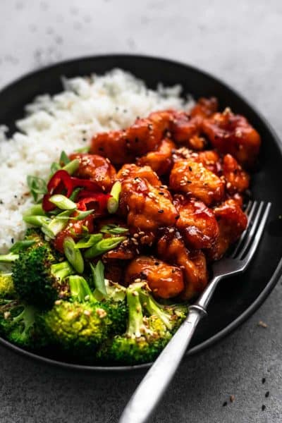 Easy Sesame Chicken Recipe - Creme De La Crumb