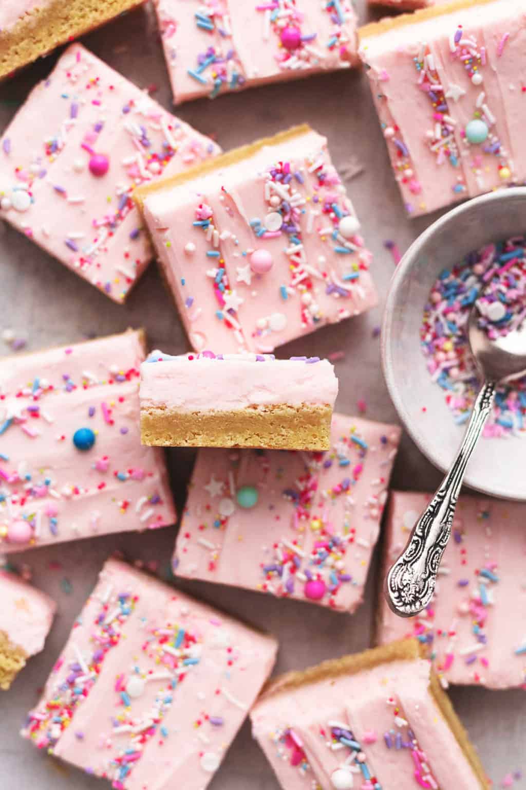 sugar-cookie-bars-creme-de-la-crumb