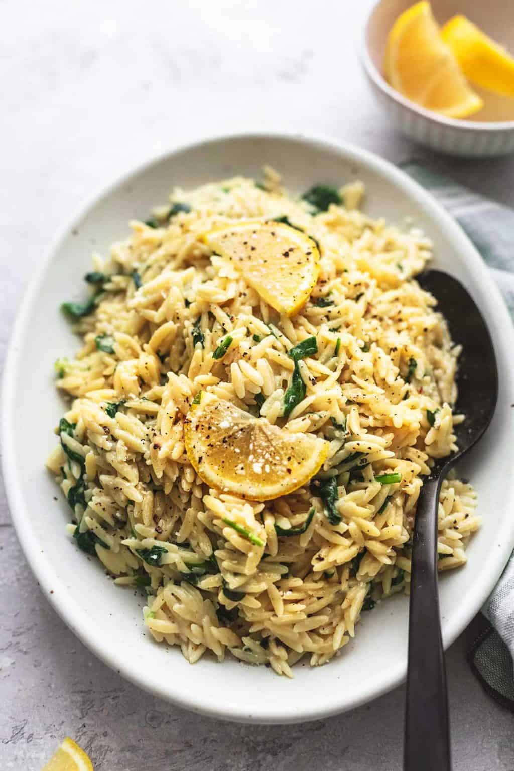 Creamy Parmesan Spinach Orzo - Creme De La Crumb