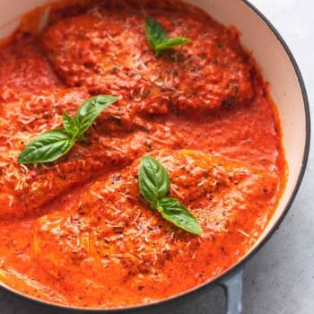 Mediterranean Chicken with Roasted Red Pepper Sauce - Creme De La Crumb