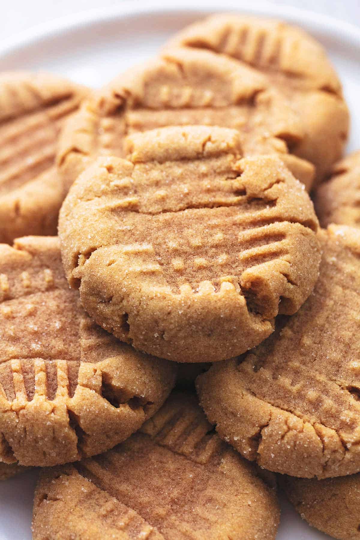 Best Super Soft Peanut Butter Cookies | Creme De La Crumb