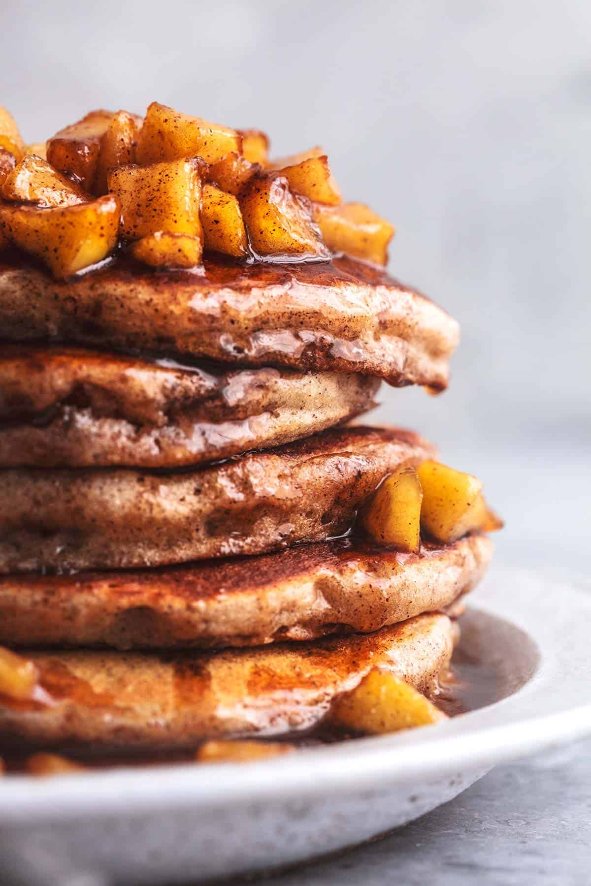 Apple Cinnamon Pancakes | Creme De La Crumb