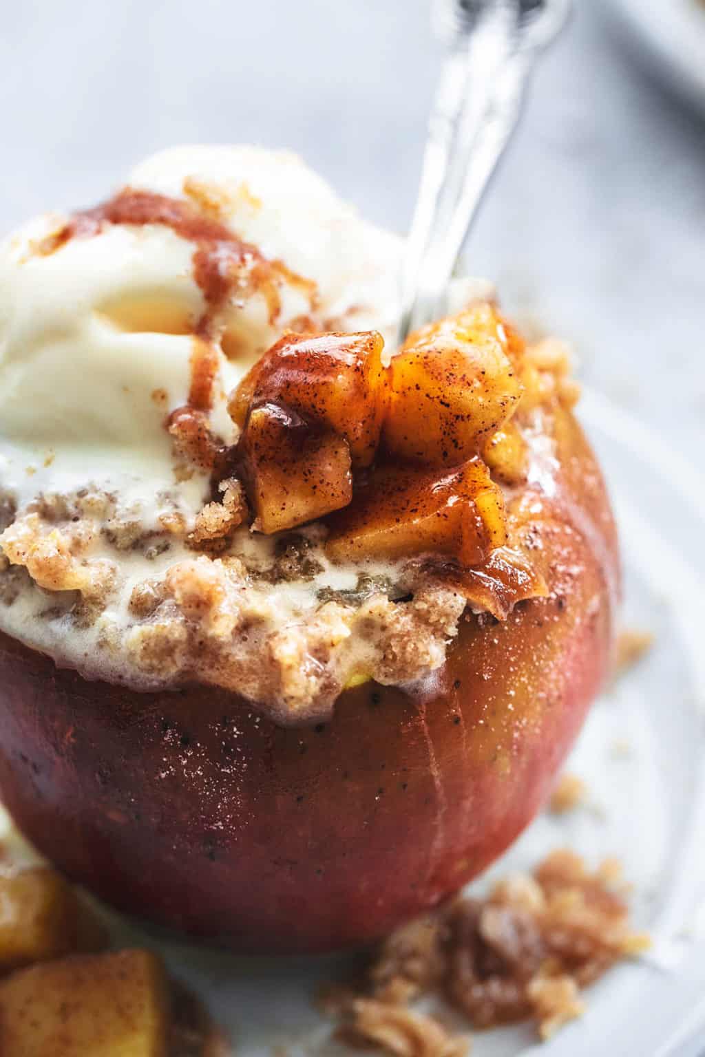 Best Baked Apples Recipe - Creme De La Crumb