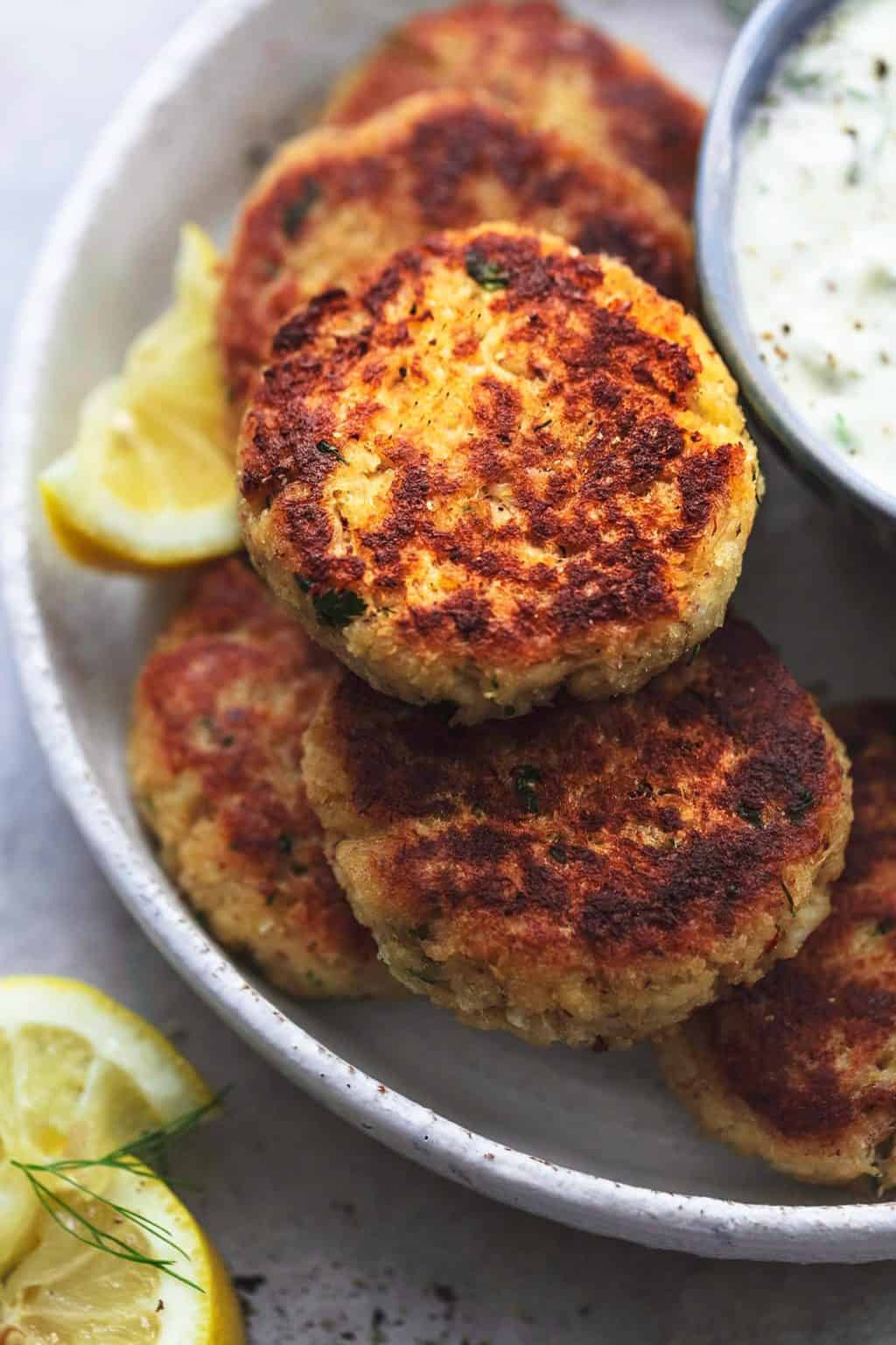 Best Crab Cakes Recipe - Creme De La Crumb