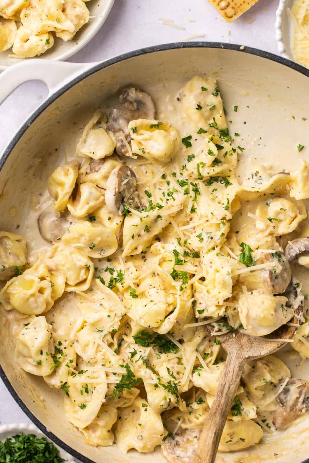 Easy Tortellini Alfredo - Creme De La Crumb