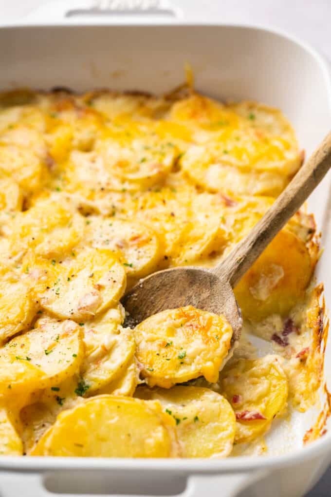 Scalloped Potatoes - Creme De La Crumb