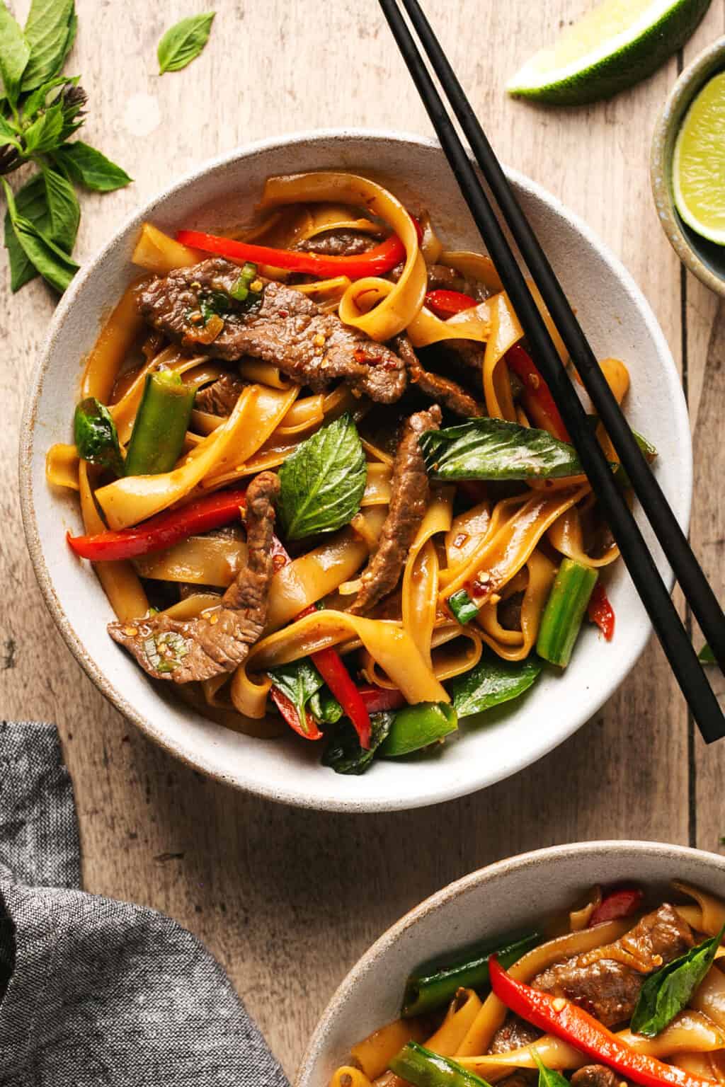 Thai Drunken Noodles - Creme De La Crumb