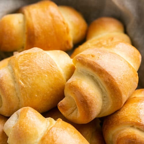 How to Make Crescent Rolls - Handle the Heat