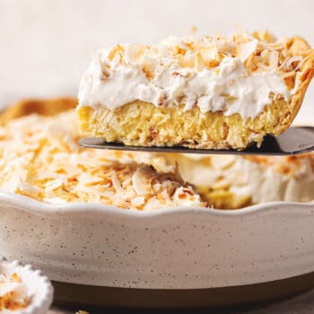 Coconut Cream Pie - Creme De La Crumb