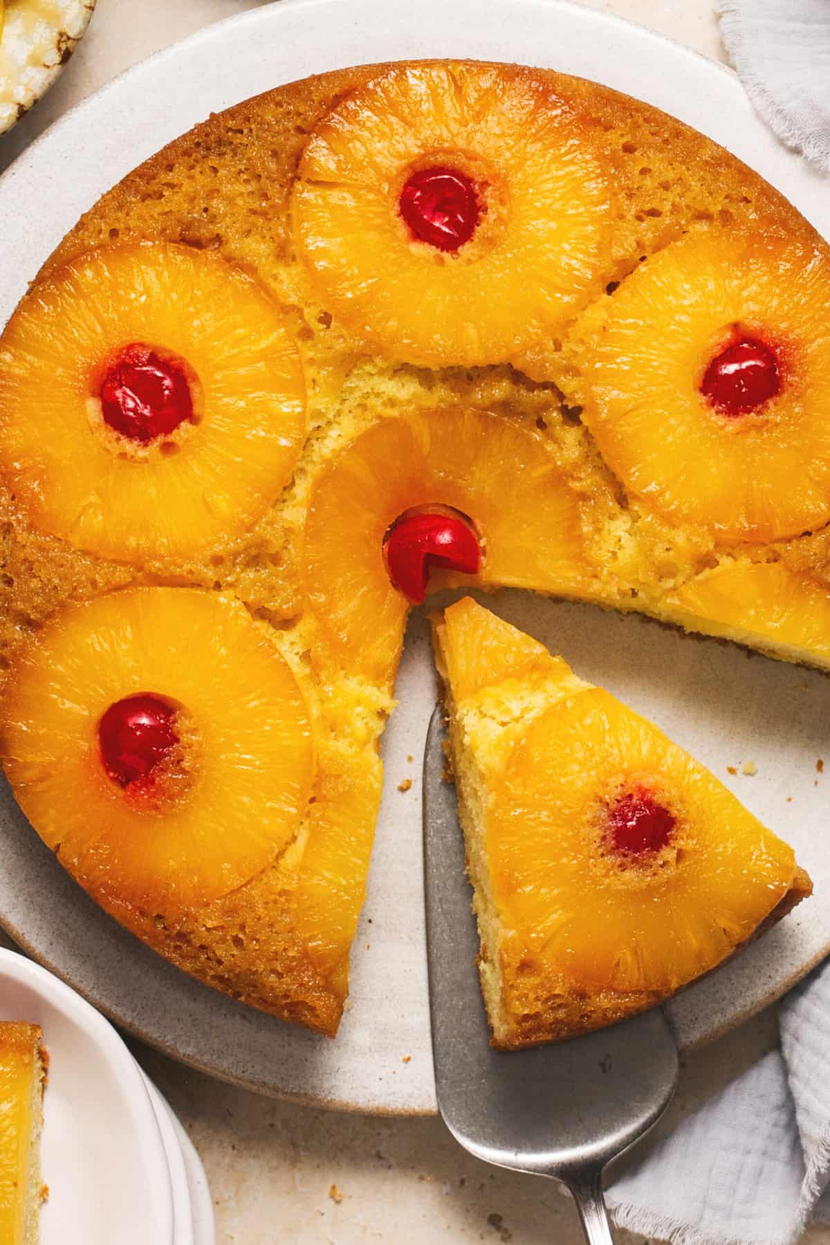 The Absolute Best Pan For Toasty Pineapple Upside-Down Cakes