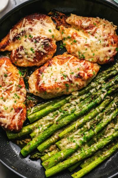 Garlic Parmesan Chicken & Asparagus - Creme De La Crumb